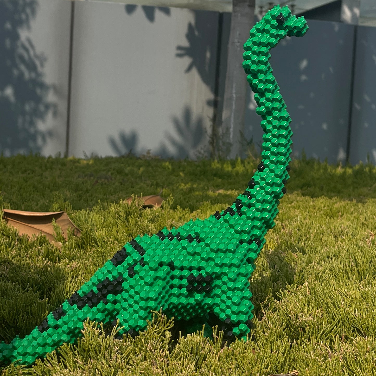 KADELE Fun Dinosaur Building Set 523PCS, Green Brachiosaurus Creative Educational Toys Boys Girls 8+, Animal Figures Building Kit Model Jurassic Dino Blocks Toy Dispaly Present for Kids Adults